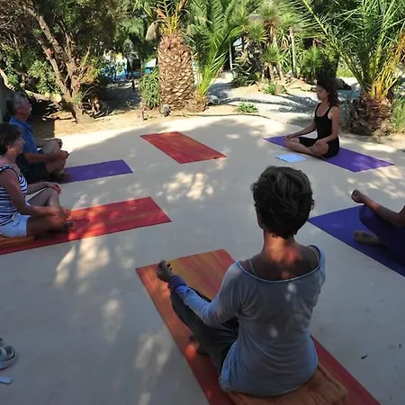 Medusa & Apartahotel Pláka