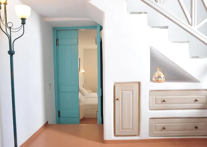 Medusa & Aparthotel Plaka (Naxos)