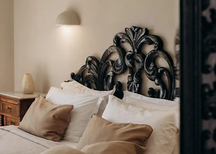 Medusa & Plaka (Naxos)