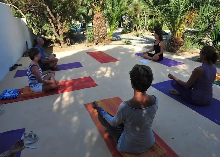 Medusa & Aparthotel Plaka (Naxos)